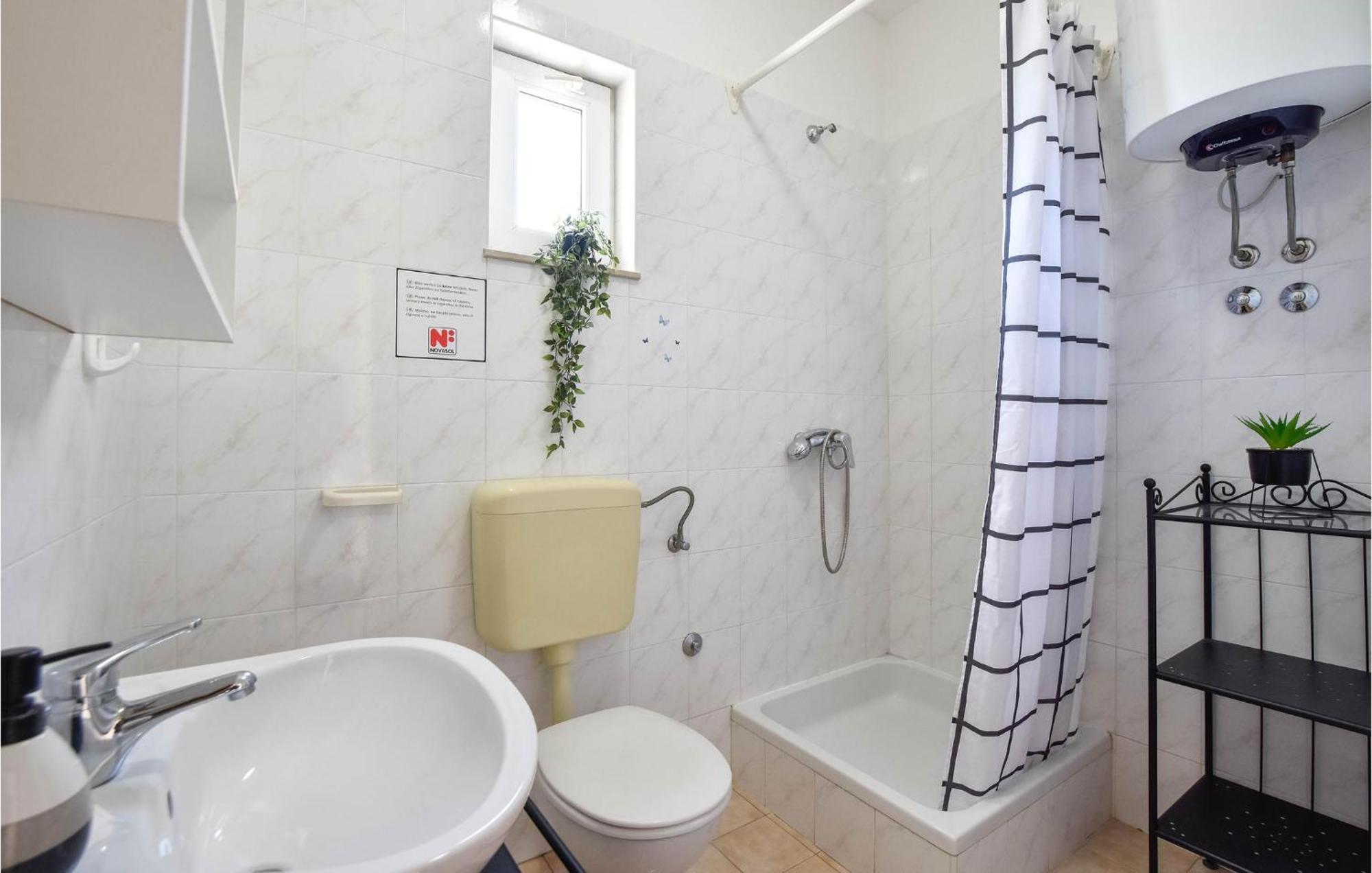 Nice Home In Poljica With House Sea View Marina Dış mekan fotoğraf