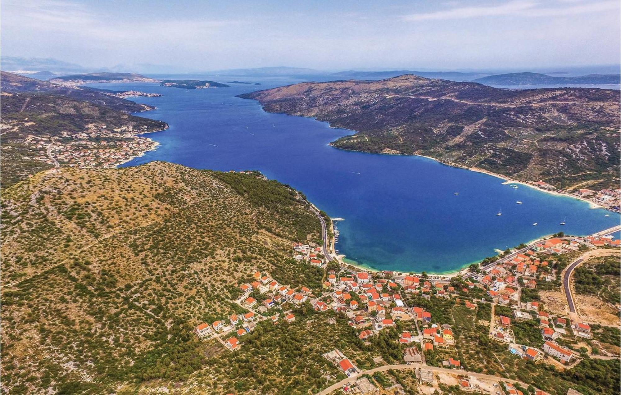 Nice Home In Poljica With House Sea View Marina Dış mekan fotoğraf