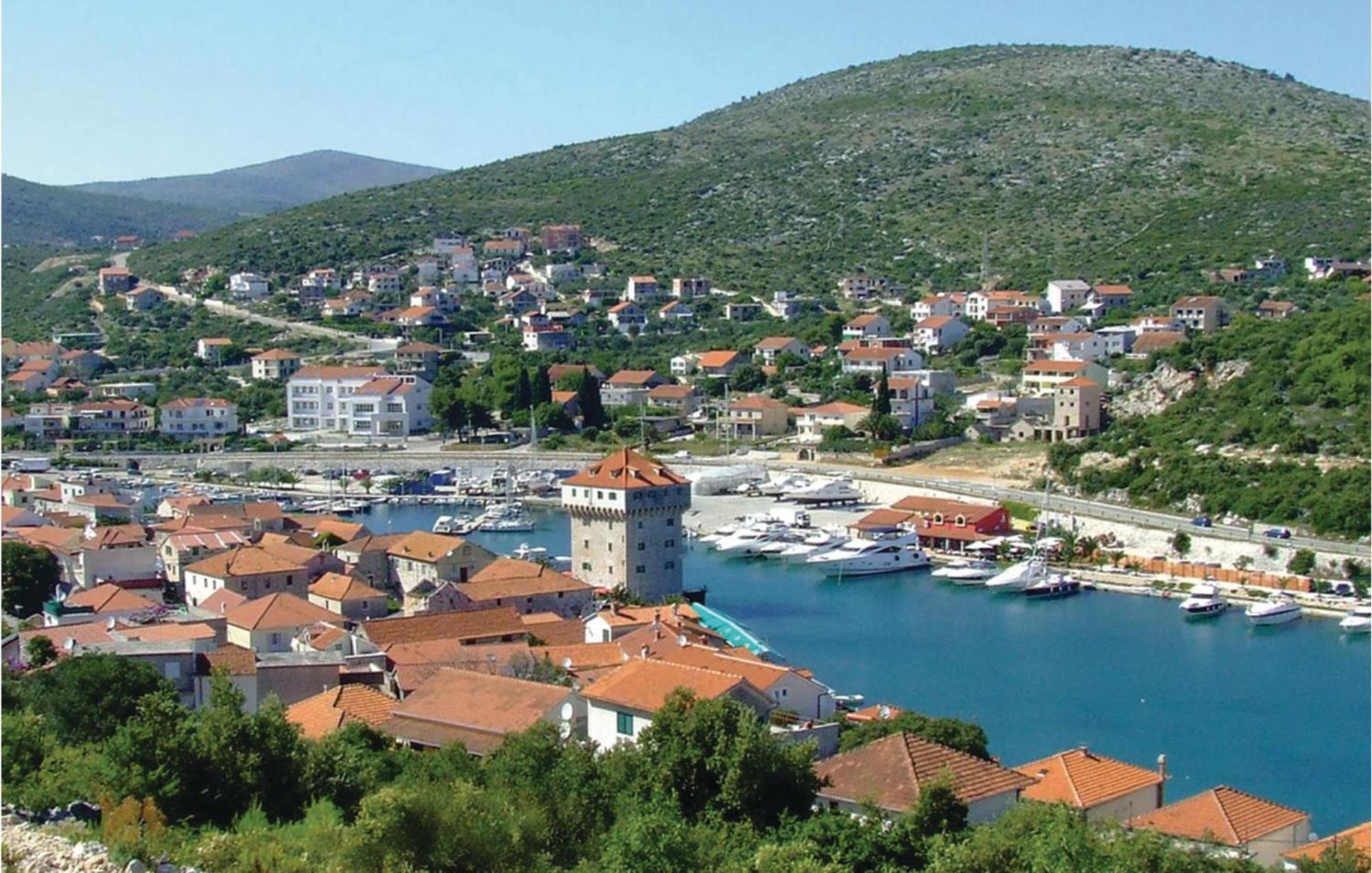 Nice Home In Poljica With House Sea View Marina Dış mekan fotoğraf